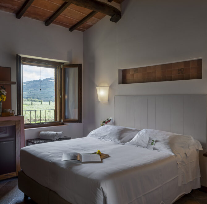 Lecci 5 Superior: Comfortable Room in the Tuscan Maremma for 2 Guests | Tenuta Il Cicalino