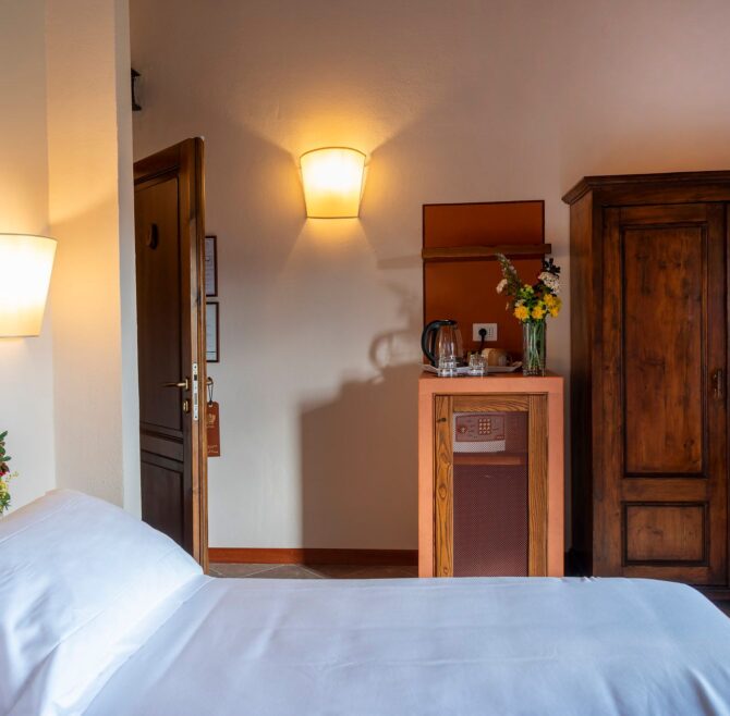 Lecci 4 Superior: Comfortable Room in the Tuscan Maremma for 2 Guests | Tenuta Il Cicalino
